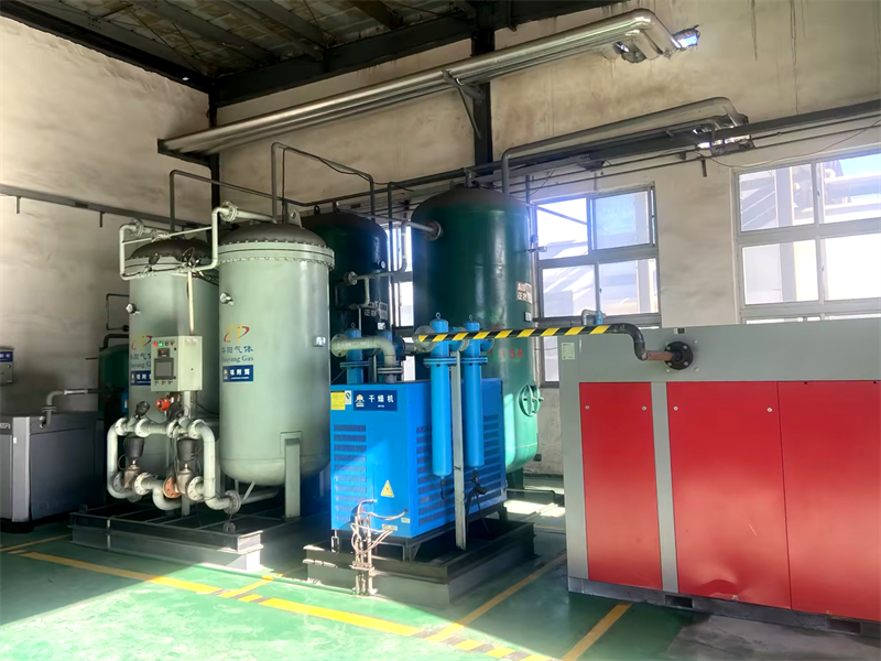 Pangiriman sukses Proyek Frekuensi udara perpressi udara permanen saka perusahaan kimia sing gedhe ing sisih lor-kulon China. Kompresor udhara skru BAE-110FC + Kembar mbantu upgrade industri kanggo upgrade industri kanggo efisiensi dhuwur lan konservasi energi