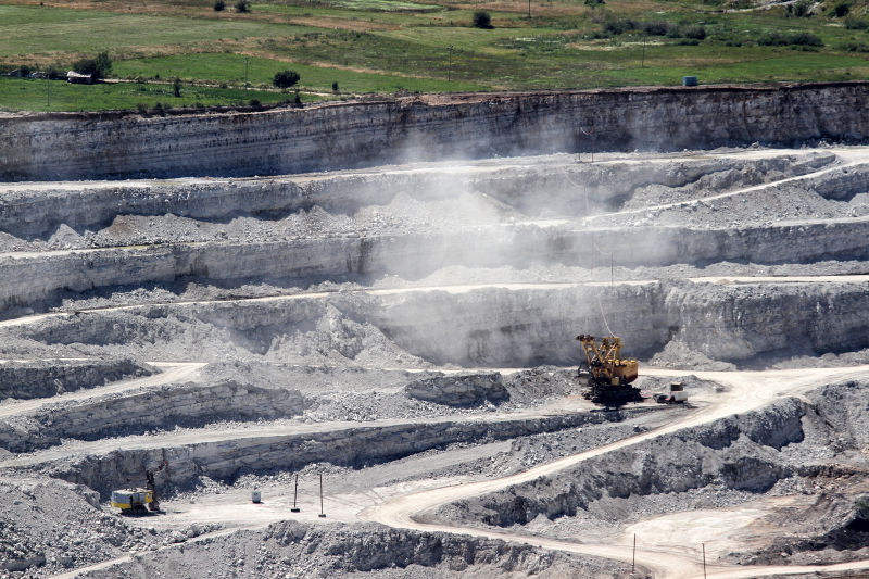 Apa peran sing ditindakake ing proses kompresor udara ing proses pertambangan?