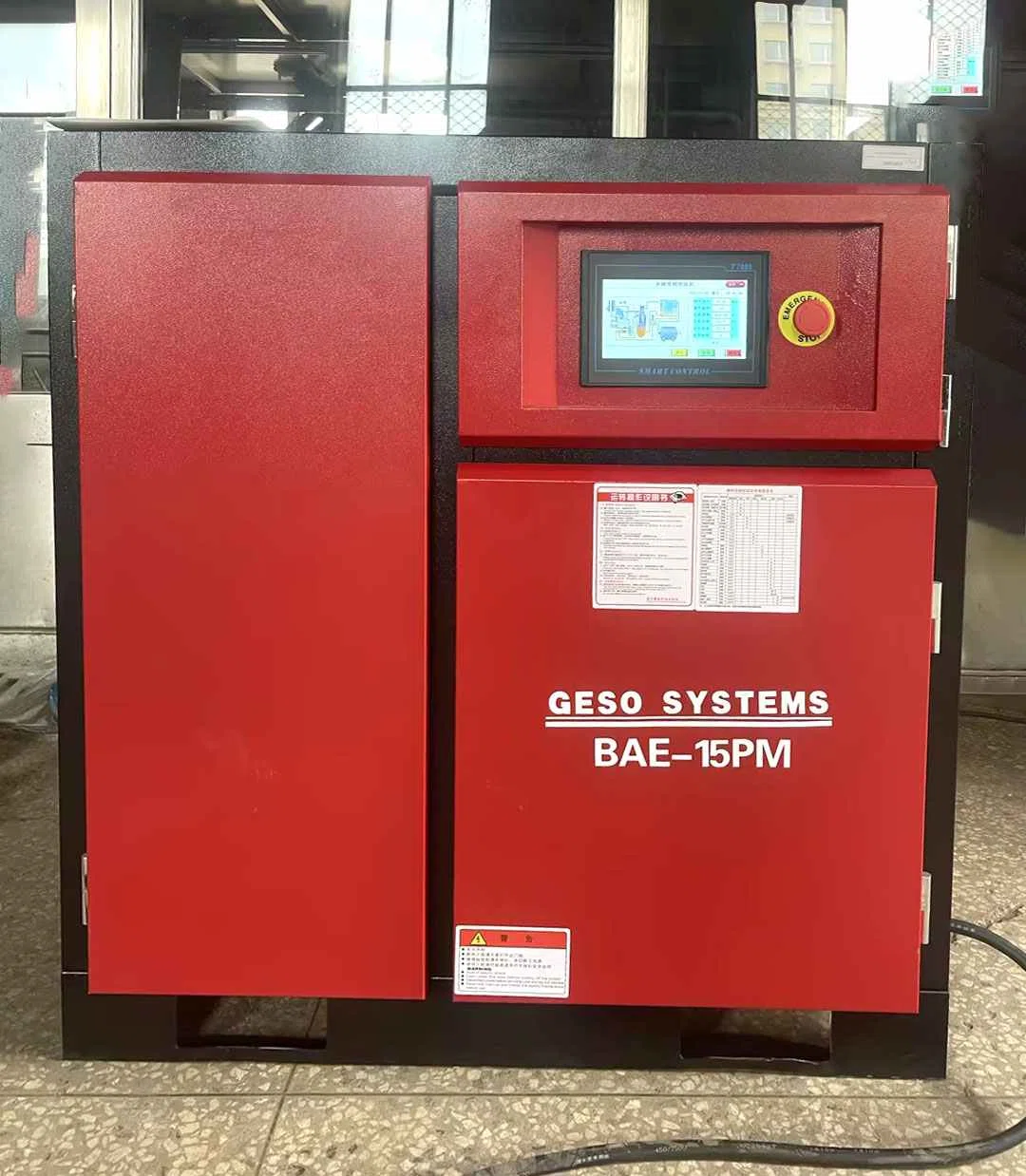 Variabel Speed ​​Screw Compressor Mbantu Produsen Perhiasan Vietnam Ngapikake Efisiensi Produksi